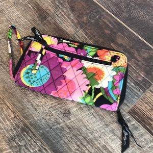 Vera Bradley NWOT Wristlet Wallet Flower Print🌺🌸